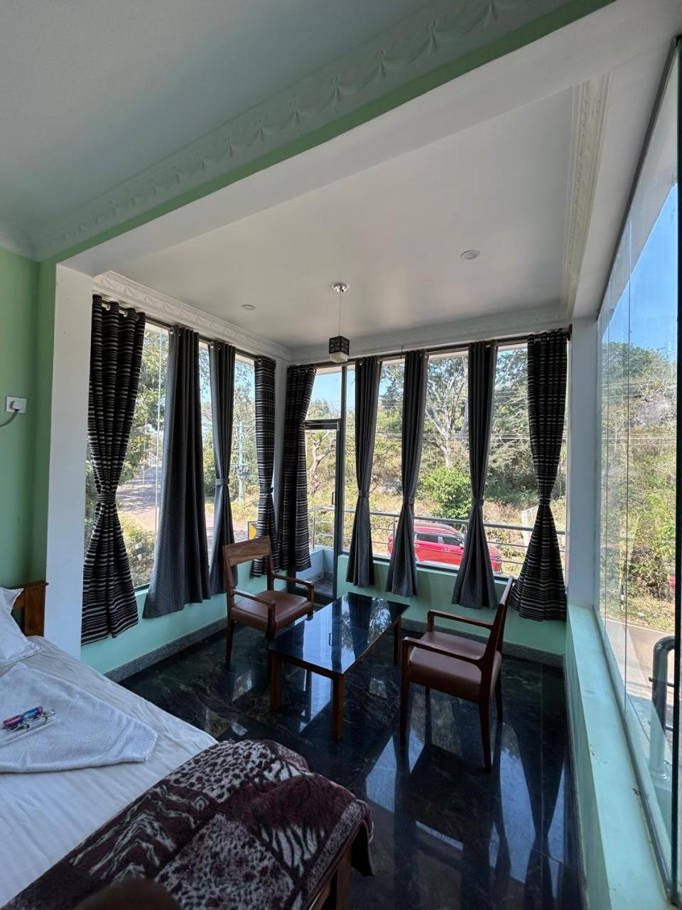 Yelagiri Goldhill Resort Εξωτερικό φωτογραφία